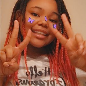 I’m selling beads braces!